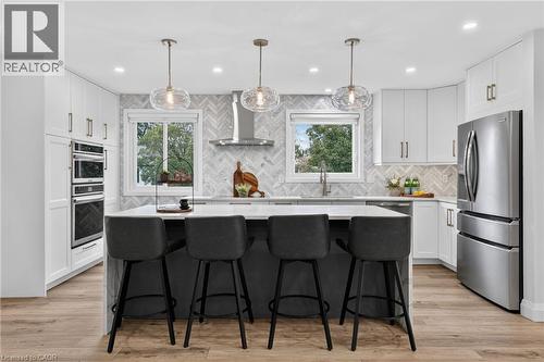 30 Bayview Drive, Grimsby, ON 