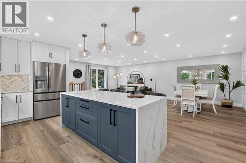 30 Bayview Drive, Grimsby, ON 