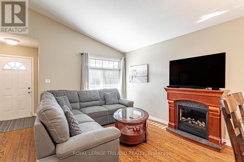 906 Bitterbush Crescent, London North (North M), ON 