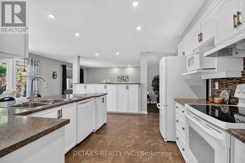 10 Forest Creek Drive, Ottawa, ON 