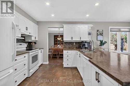 10 Forest Creek Drive, Ottawa, ON 