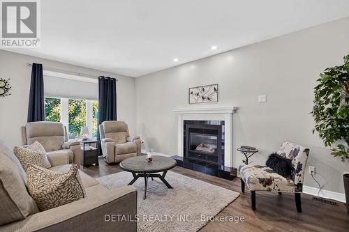 10 Forest Creek Drive, Ottawa, ON 