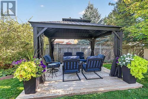 10 Forest Creek Drive, Ottawa, ON 