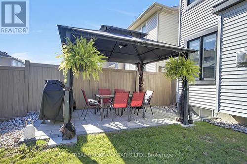 352 Finial Way, Ottawa, ON 