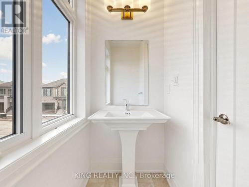 3290 Taha Garden, Oakville, ON 
