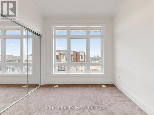 3290 Taha Garden, Oakville, ON 