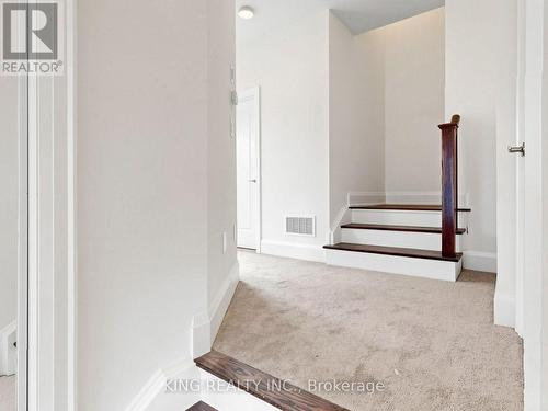 3290 Taha Garden, Oakville, ON 