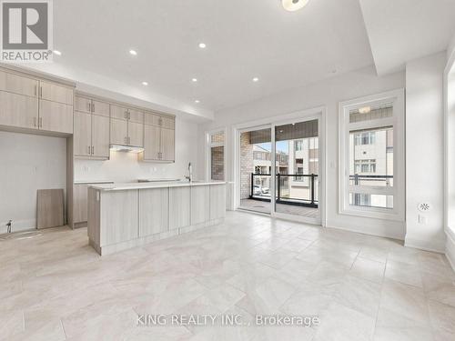 3290 Taha Garden, Oakville, ON 