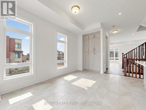 3290 Taha Garden, Oakville, ON 