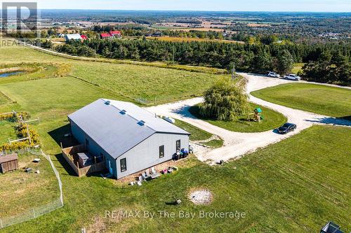 2574 Fairgrounds Road S, Clearview, ON 
