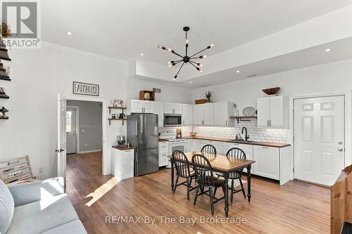 2574 Fairgrounds Road S, Clearview, ON 