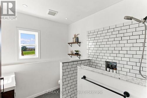 2574 Fairgrounds Road S, Clearview, ON 