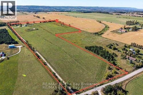 2574 Fairgrounds Road S, Clearview, ON 