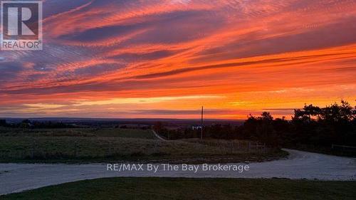 2574 Fairgrounds Road S, Clearview, ON 