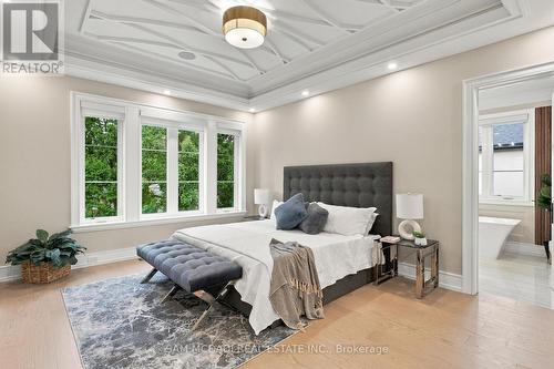 507 Wildwood Drive, Oakville, ON 