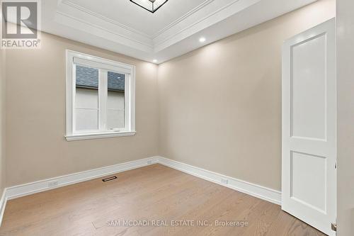 507 Wildwood Drive, Oakville, ON 