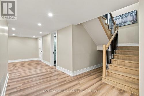 507 Wildwood Drive, Oakville, ON 