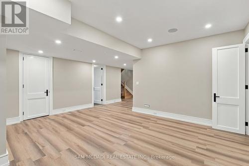 507 Wildwood Drive, Oakville, ON 