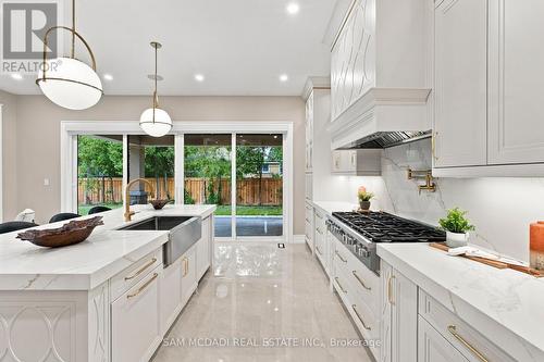 507 Wildwood Drive, Oakville, ON 