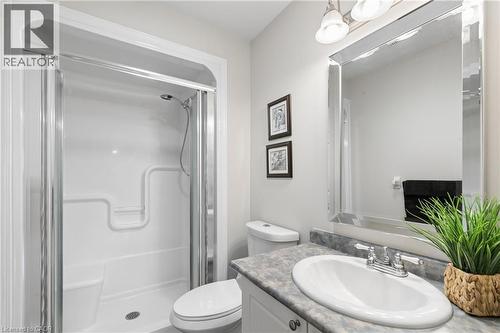 5 Eastview Place, New Hamburg, ON 