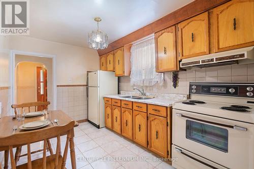 16 Rochdale Avenue, Toronto, ON 