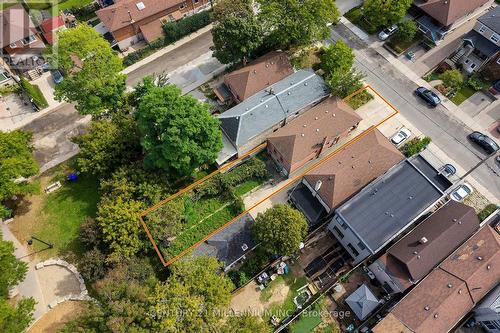 16 Rochdale Avenue, Toronto, ON 