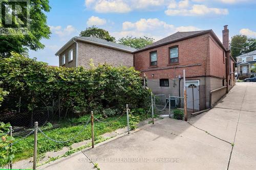16 Rochdale Avenue, Toronto, ON 