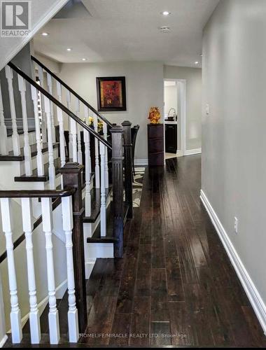 UPPER - 22 PAULINE CRESCENT , Brampton, Ontario L7A 2V4 4