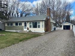 4616 50 Avenue Chetwynd, BC V0C 1J0