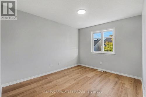 160 Deercroft Avenue, Ottawa, ON 