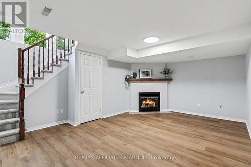160 Deercroft Avenue, Ottawa, ON 