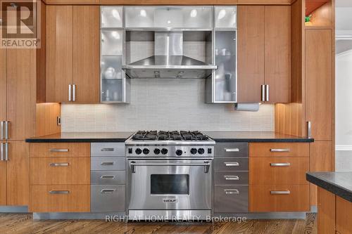 23 Bryson Drive, Richmond Hill, ON 