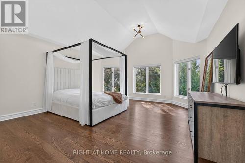 23 Bryson Drive, Richmond Hill, ON 