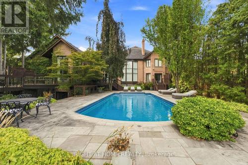 23 Bryson Drive, Richmond Hill, ON 