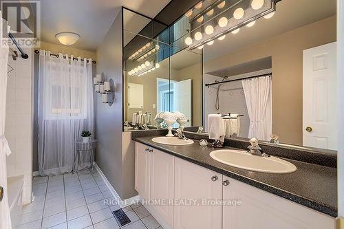 143 Carlyle Crescent, Aurora, ON 