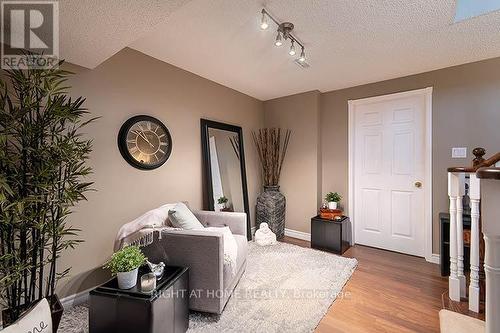 143 Carlyle Crescent, Aurora, ON 