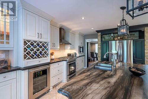143 Carlyle Crescent, Aurora, ON 