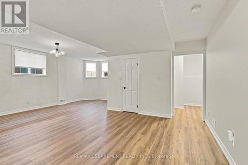 15 Dalrymple Drive, Hamilton, ON 
