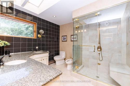 Primary Bedroom's 5pc Ensuite Bathroom - 2nd Level - 2187 Miller Road, Port Colborne (Bethel), ON 