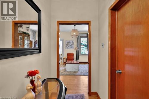 7 Halls Avenue, Brantford, ON 