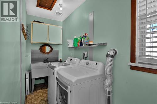 Main Level Laundry Room - 7 Halls Avenue, Brantford, ON 