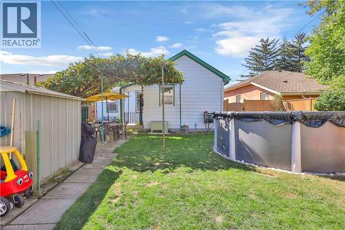 7 Halls Avenue, Brantford, ON 