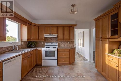 22 Ripley Crescent, Waterloo, ON 
