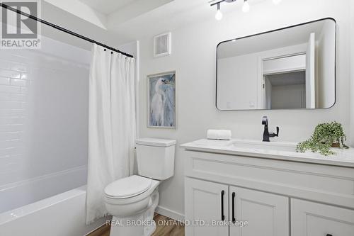 22 Ripley Crescent, Waterloo, ON 