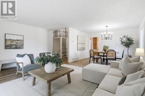 22 Ripley Crescent, Waterloo, ON 