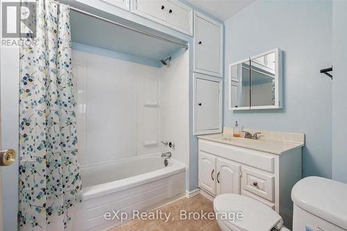 4 pc large bathroom - 8 West Street, Perth East (Milverton), ON 