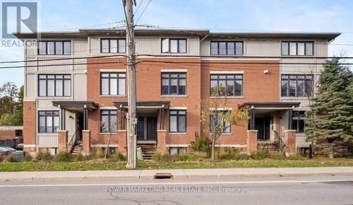 28 - 799 MONTREAL ROAD  Ottawa, ON K1K 0S9