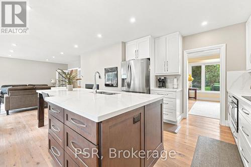 15 Valleyview Road, Halton Hills, ON 