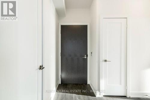 3829 - 5 MABELLE AVENUE , Toronto, Ontario M9A 0C8 2