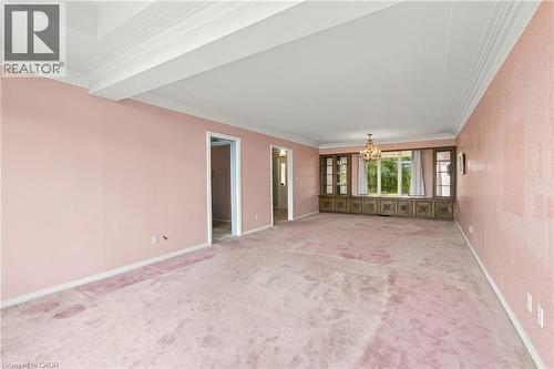 26 Leslie Drive, Hamilton, ON 